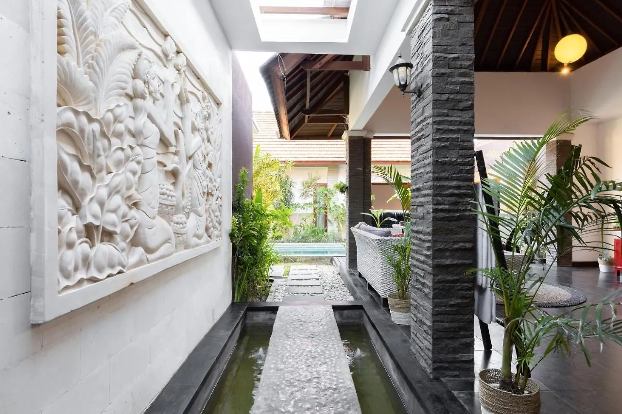 Villa Lapiz Lazuli Seminyak Kuta