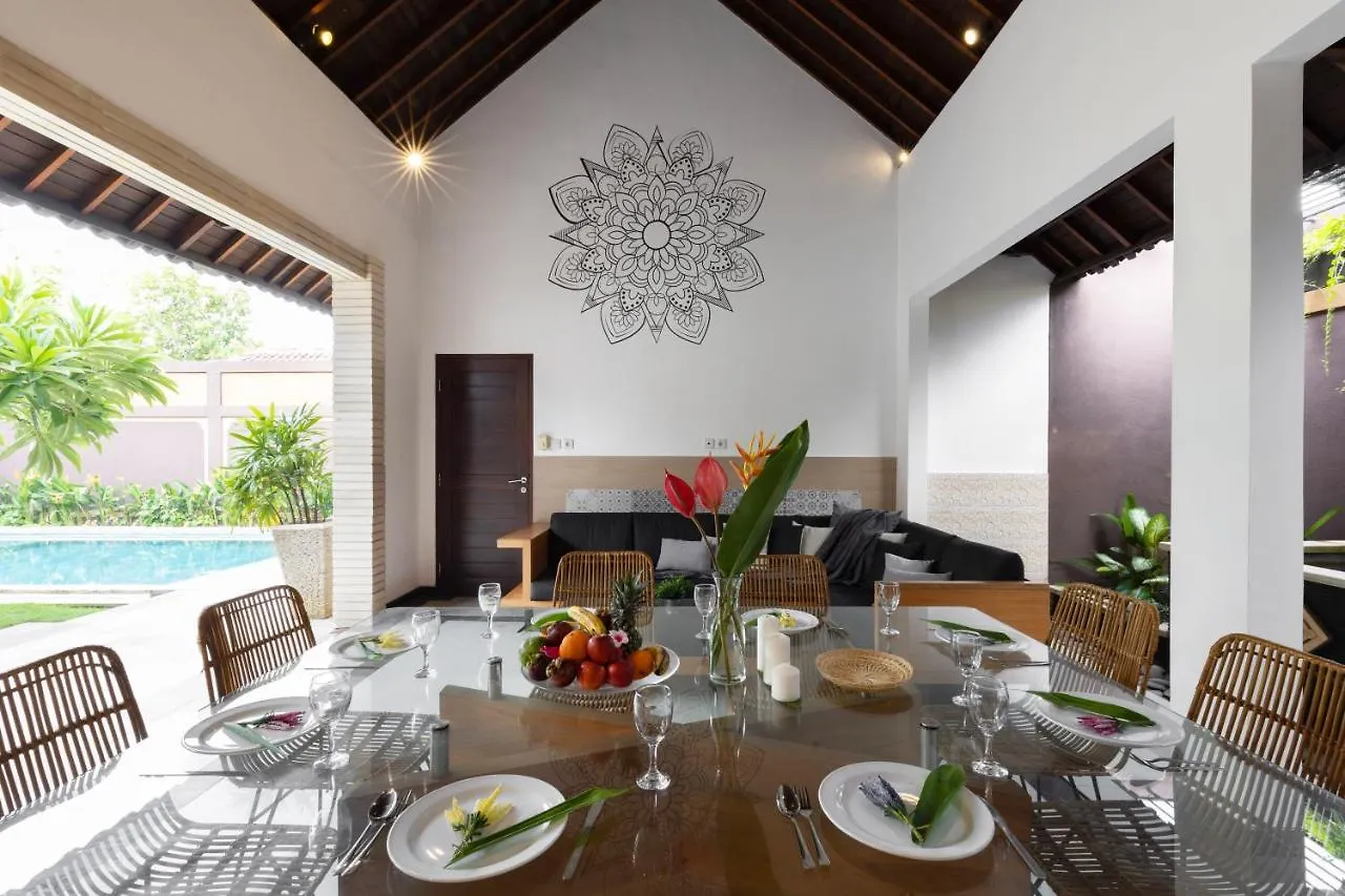 Villa Lapiz Lazuli Seminyak Kuta Indonesië