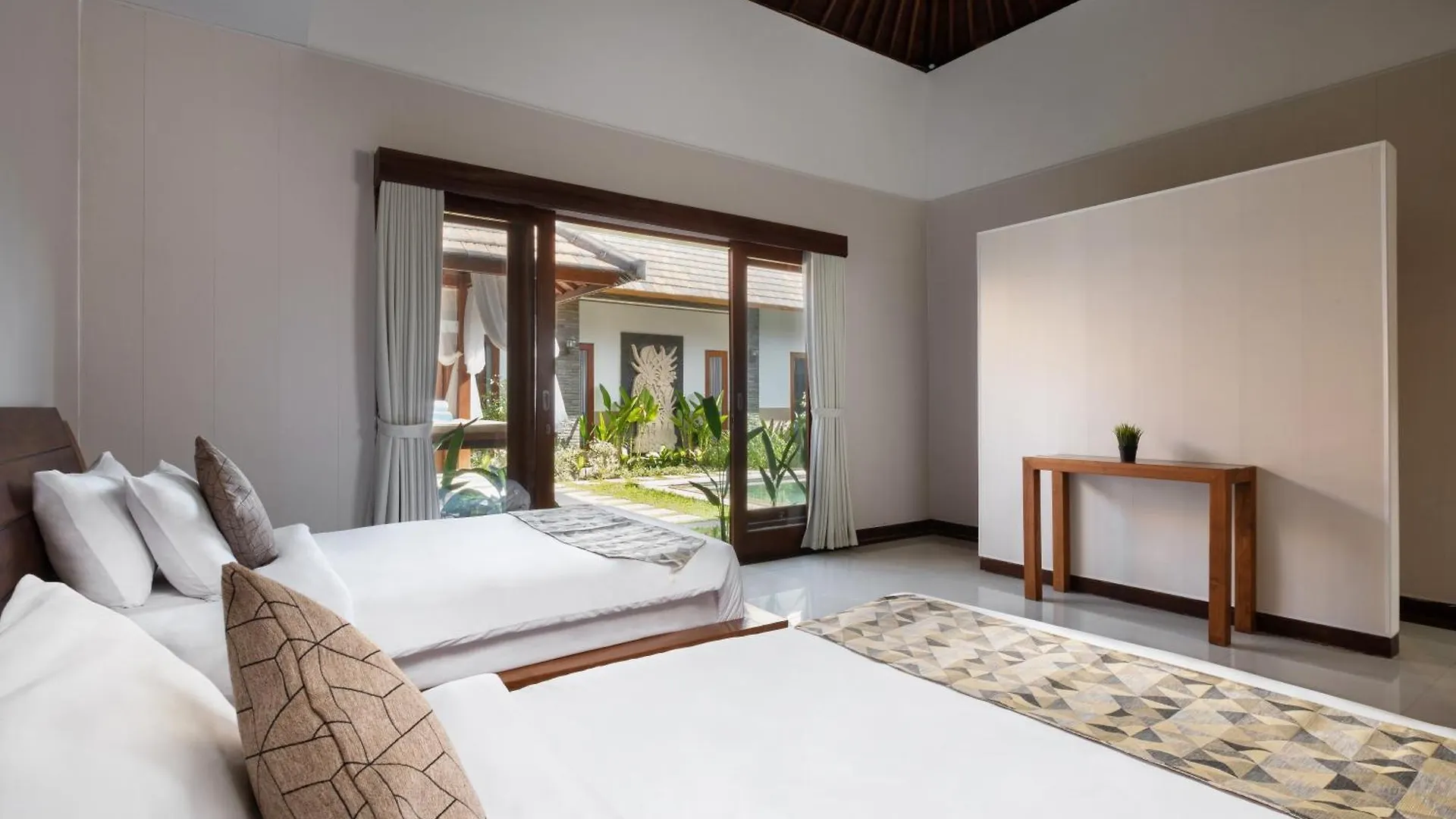 Villa Lapiz Lazuli Seminyak Kuta