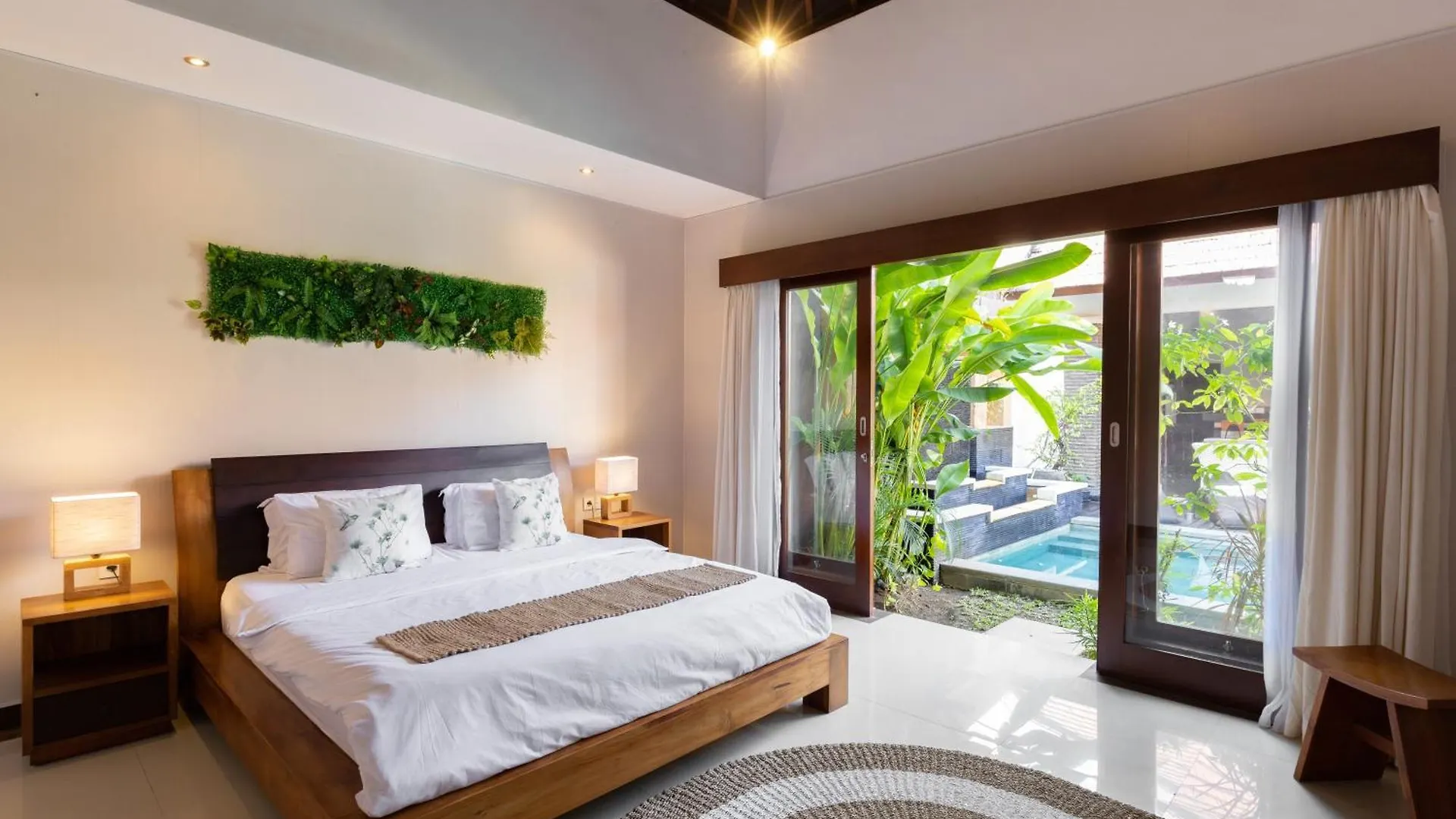 Villa Lapiz Lazuli Seminyak Kuta